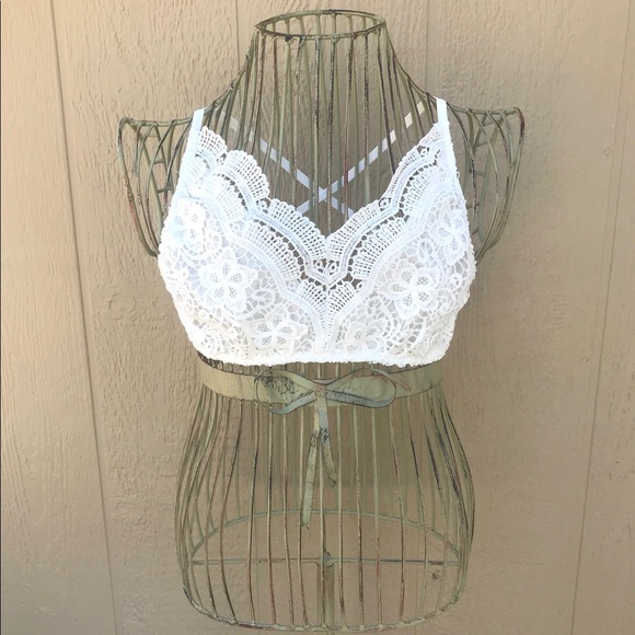Other - NWOT | Criss-Cross Back White Lace Bralette